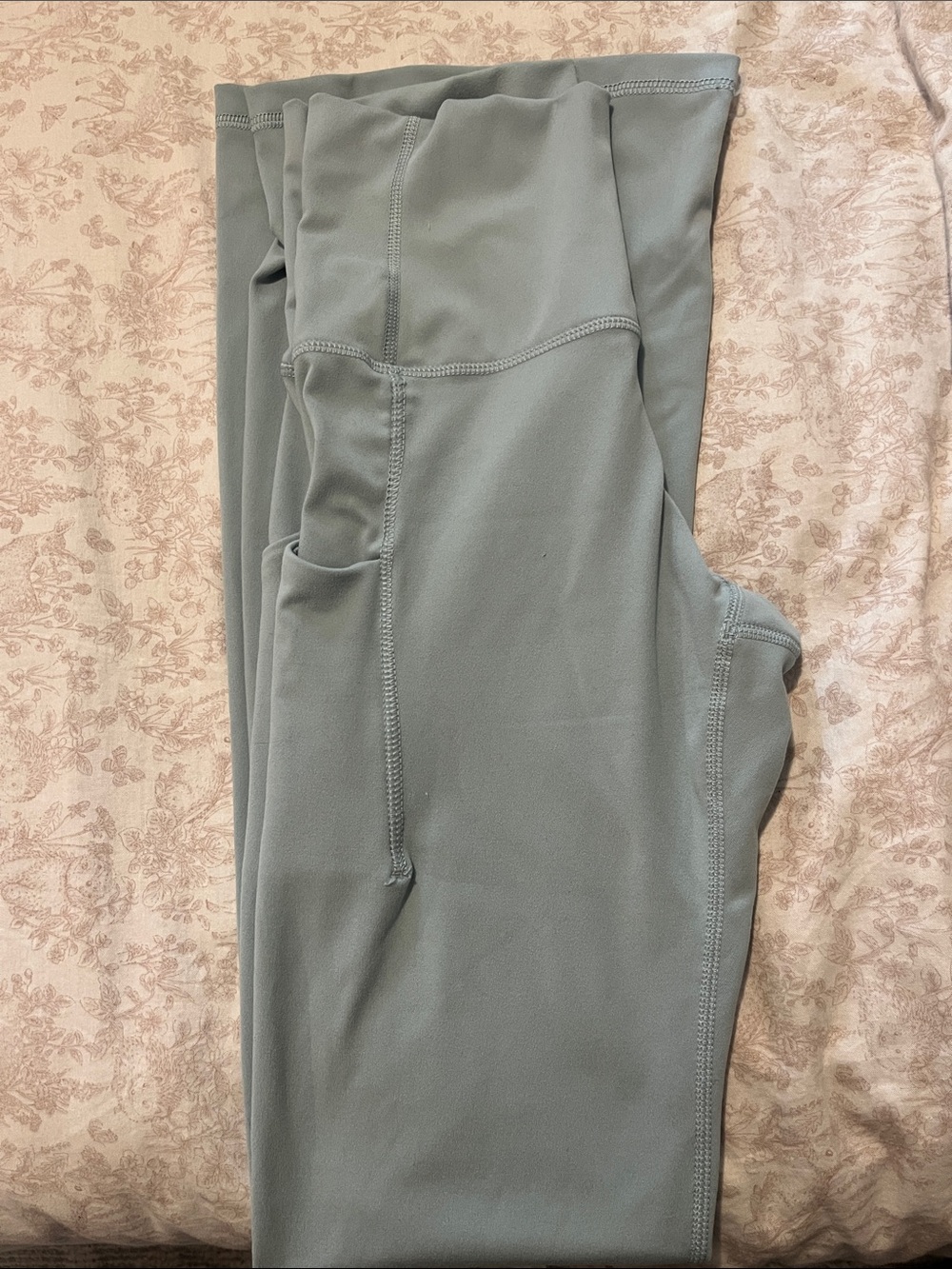 Love Tree women’s Stretch Joggers — Sage